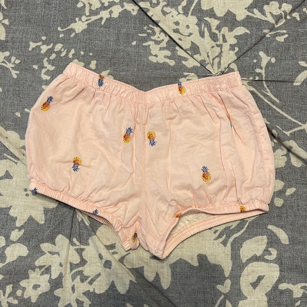 Pineapple Outfit - Picture 9 of 12